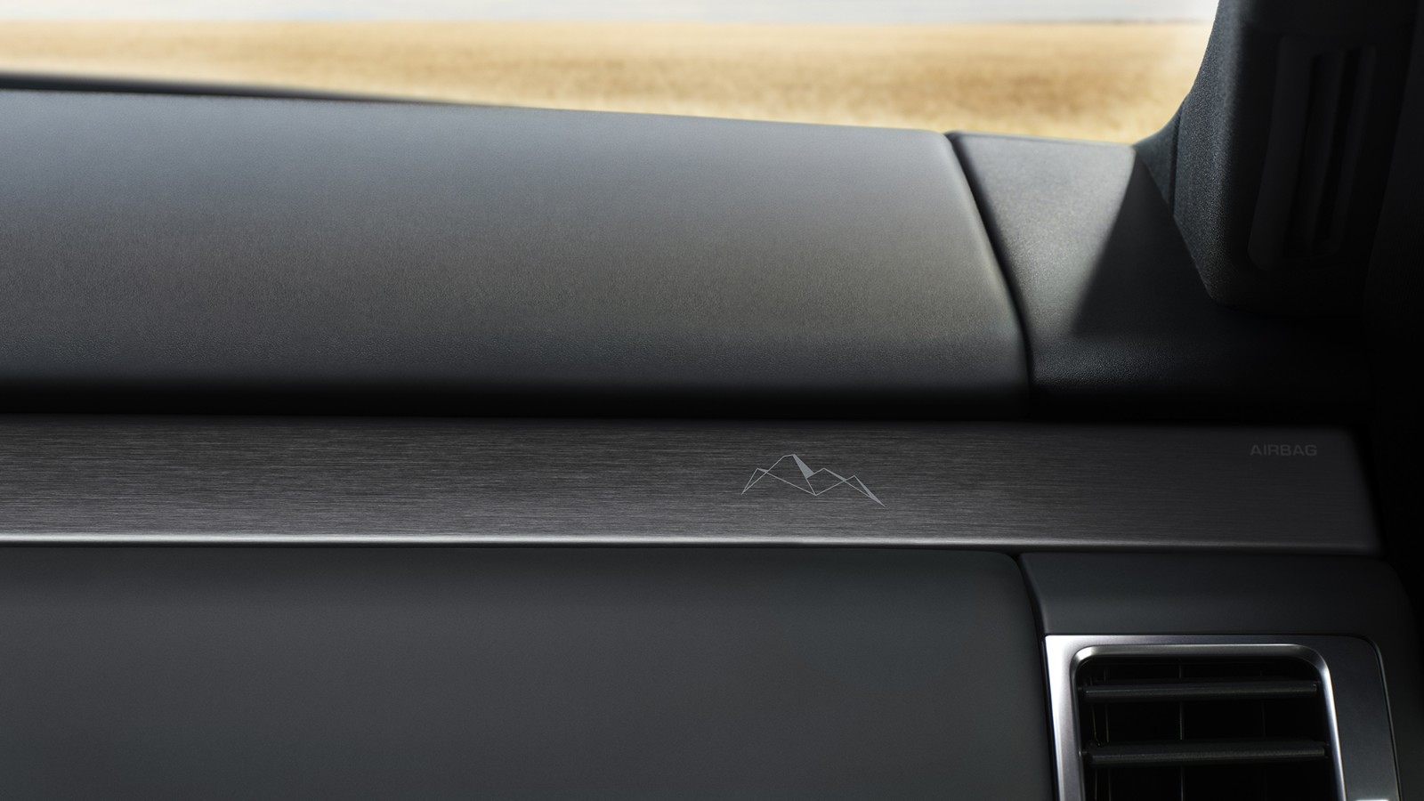 Land Rover's Aging Discovery Gains Power And A Farewell-Style Trim For 2027